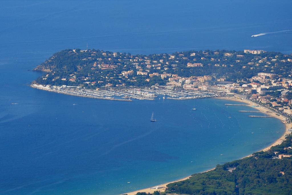 Domaine Du Mas De Peyres Apartment Cavalaire-sur-Mer Bagian luar foto